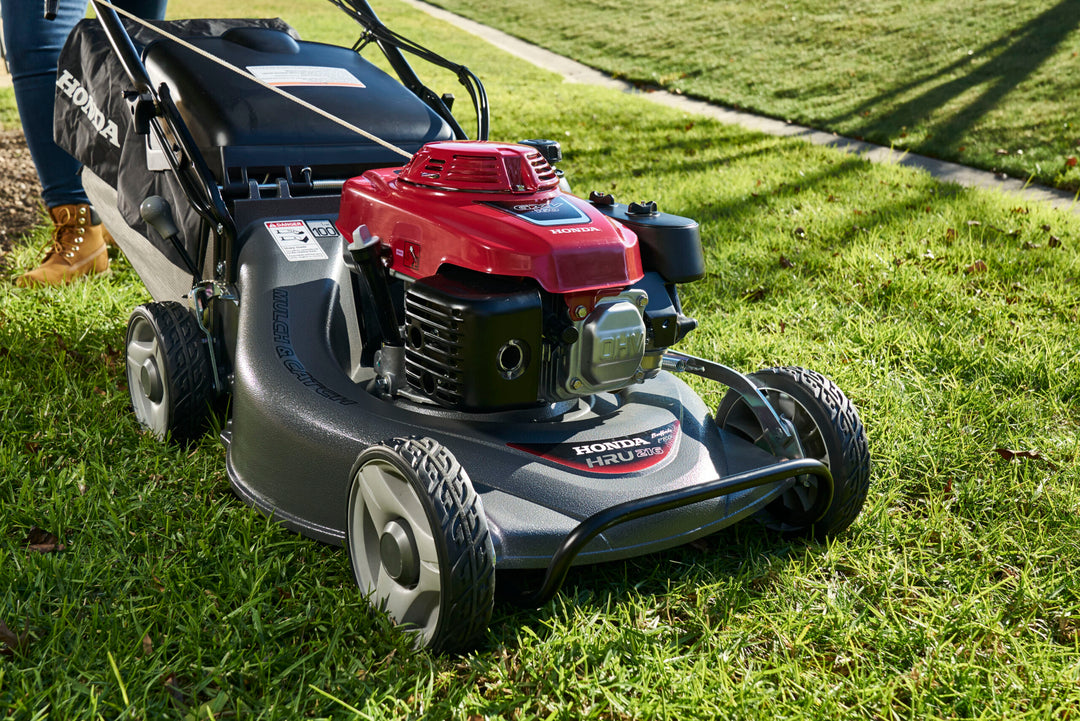 Honda HRU216 Buffalo Pro Self-Propelled Mower